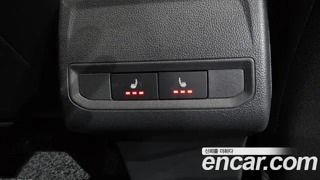 Volkswagen Jetta 2021 — Şəkil 32/37