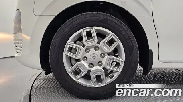 Hyundai Staria 2021 — Photo 8/30