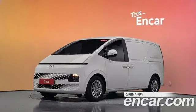 Hyundai Staria 2021 — Photo 10/30