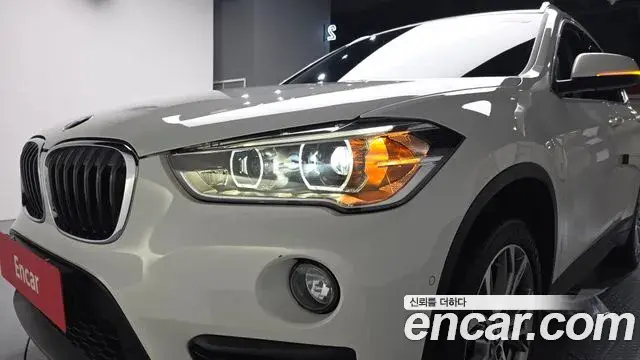 BMW X1 2019 — Şəkil 20/31