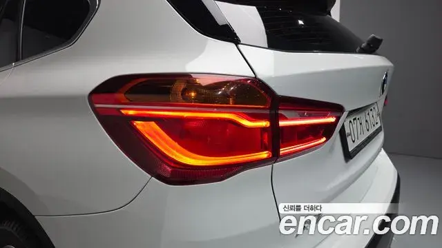 BMW X1 2019 — Şəkil 21/31