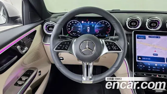 Mercedes-Benz C-Class 2025 — Фото 13/20