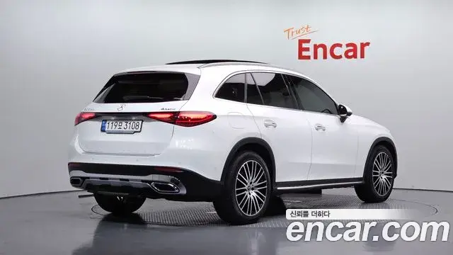 Mercedes-Benz GLC-Class 2023 — Şəkil 3/33