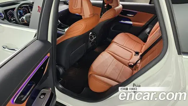 Mercedes-Benz GLC-Class 2023 — Şəkil 7/33
