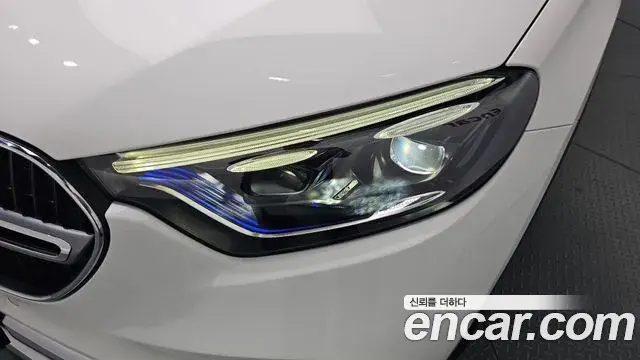 Mercedes-Benz GLC-Class 2023 — Şəkil 11/33