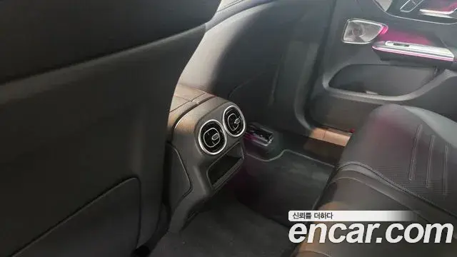 Mercedes-Benz GLC-Class 2025 — Фото 13/20