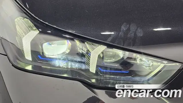 BMW 5 Series 2025 — Şəkil 30/36