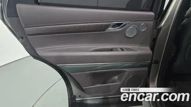 Genesis GV80 2020 — Şəkil 30/32