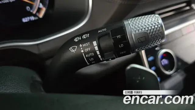 Genesis GV80 2020 — Şəkil 15/32
