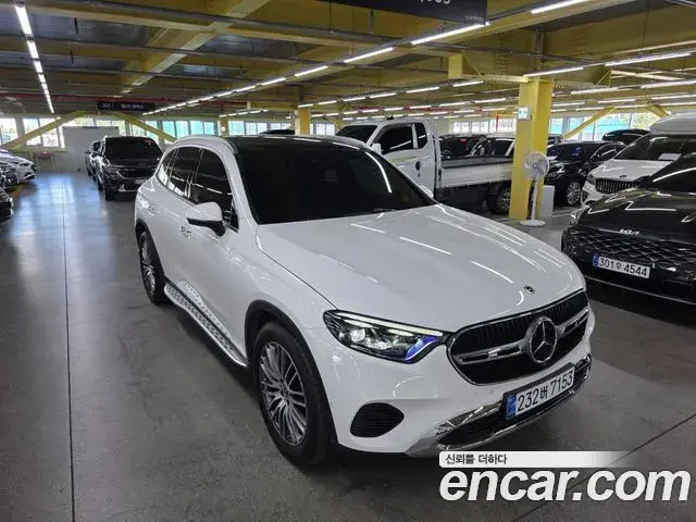 Mercedes-Benz GLC-Class 2025 — Şəkil 8/17
