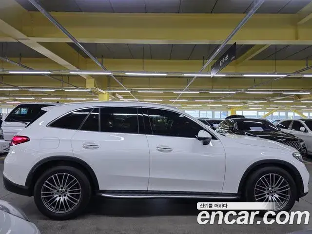 Mercedes-Benz GLC-Class 2025 — Şəkil 10/17