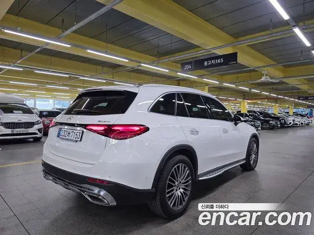 Mercedes-Benz GLC-Class 2025 — Şəkil 7/17