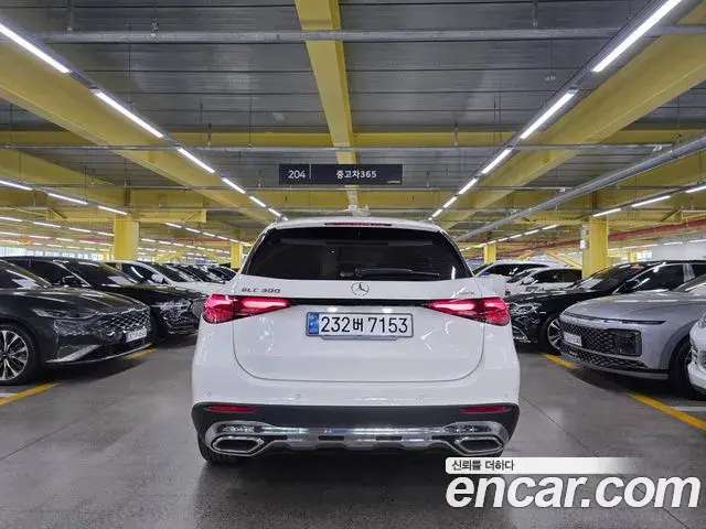 Mercedes-Benz GLC-Class 2025 — Şəkil 12/17