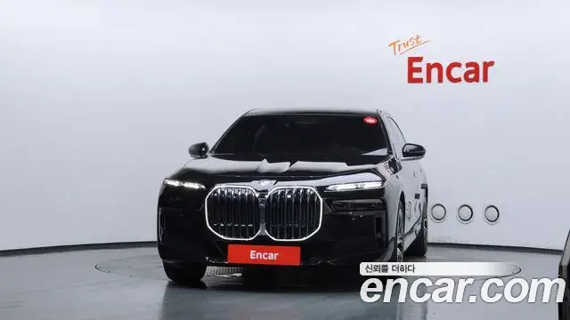 BMW 7 Series 2024 — Photo 14/20