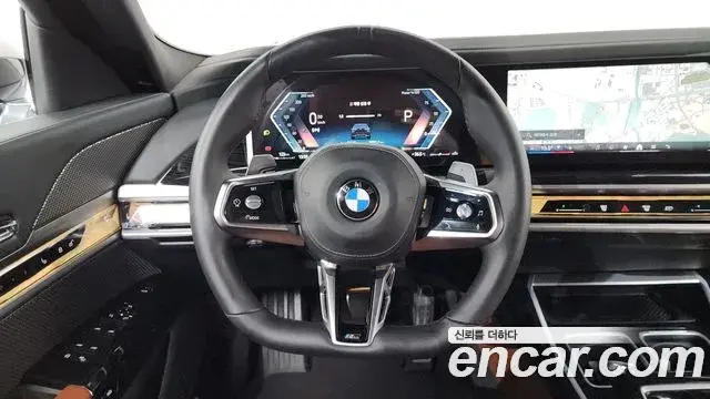 BMW 7 Series 2024 — Photo 15/20