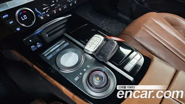 Genesis G80 2021 — ფოტო 25/30