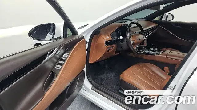 Genesis G80 2021 — ფოტო 28/30