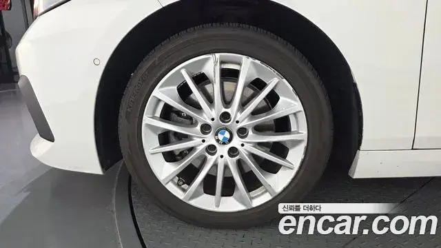 BMW 2 Series Gran Coupe 2021 — Фото 4/20