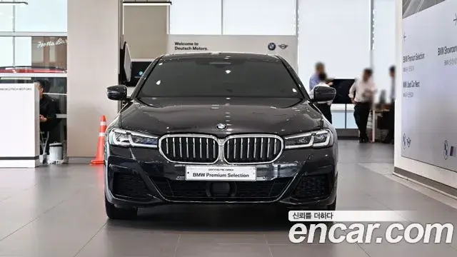 BMW 5 Series 2022 — Şəkil 8/20