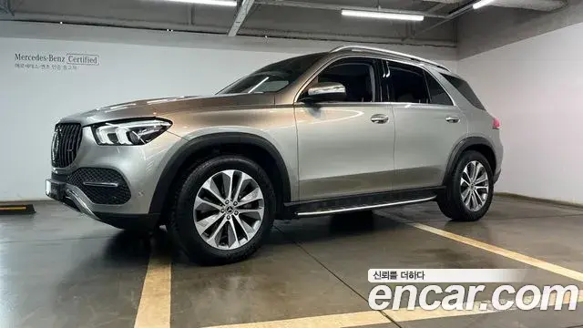 Mercedes-Benz GLE-Class 2022 — Фото 10/20