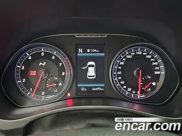 Hyundai Veloster 2020 — Photo 9/18