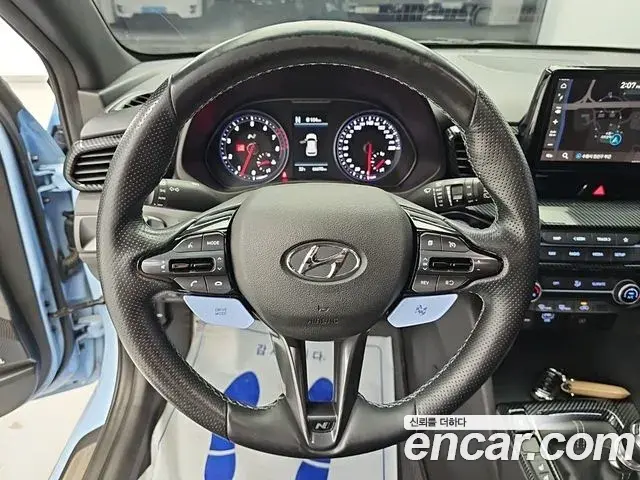 Hyundai Veloster 2020 — Photo 15/18