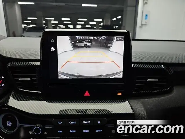 Hyundai Veloster 2020 — Photo 10/18