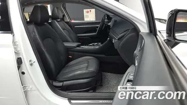 Hyundai Sonata 2019 — Фото 11/20