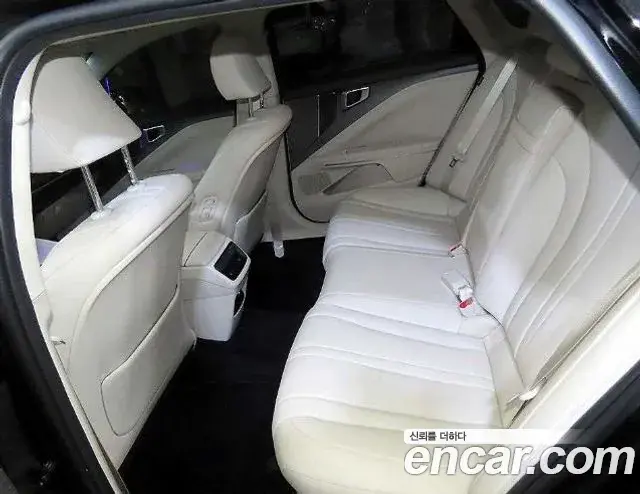 Kia K8 2025 — Şəkil 3/19