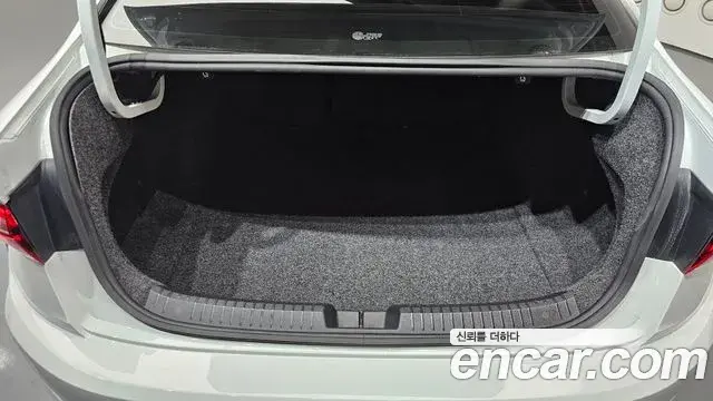 Volkswagen Jetta 2020 — ფოტო 18/36