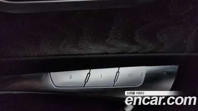 Audi A6 2022 — Şəkil 32/33