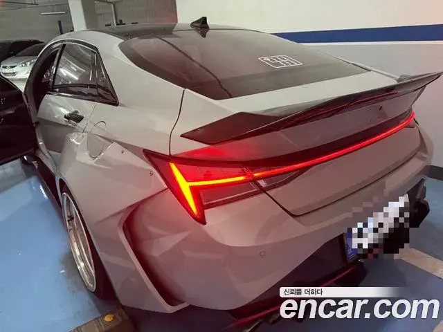 Hyundai The New Avante Hybrid 2021 — ფოტო 5/11