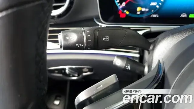 Mercedes-Benz E-Class 2021 — Şəkil 15/35