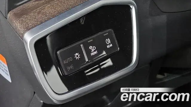 Audi A6 2019 — Photo 17/33