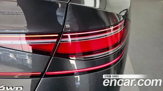 Genesis G90 2023 — ფოტო 32/35