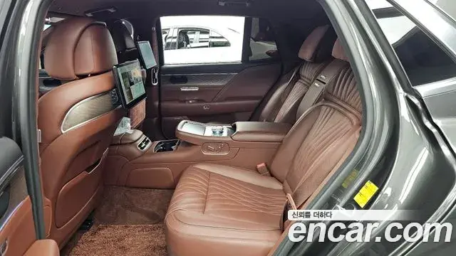 Genesis G90 2023 — ფოტო 33/35