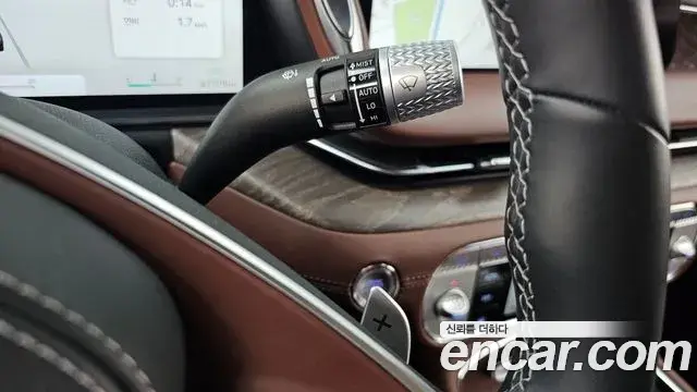 Genesis G90 2023 — ფოტო 35/35