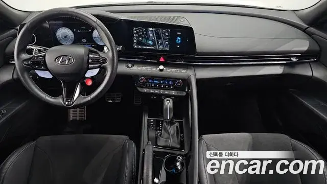 Hyundai The New Avante Hybrid 2022 — ფოტო 13/32