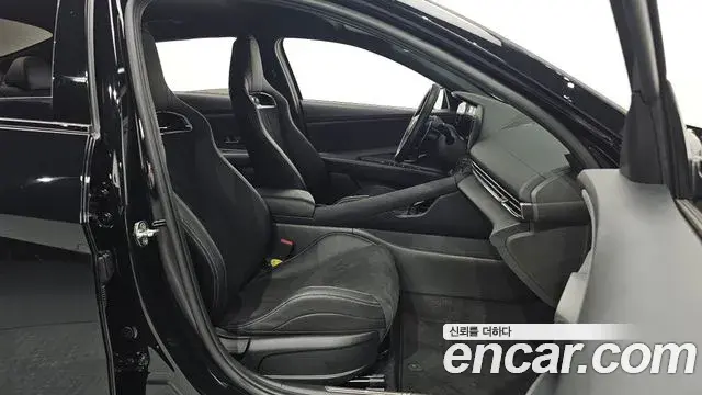 Hyundai The New Avante Hybrid 2022 — ფოტო 14/32