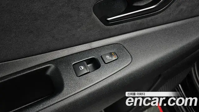 Hyundai The New Avante Hybrid 2022 — ფოტო 8/32