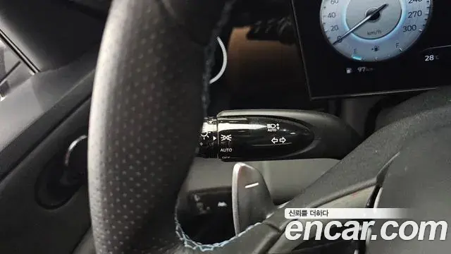 Hyundai The New Avante Hybrid 2022 — ფოტო 3/32