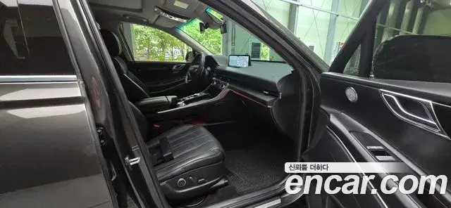Genesis GV80 2023 — Photo 14/14
