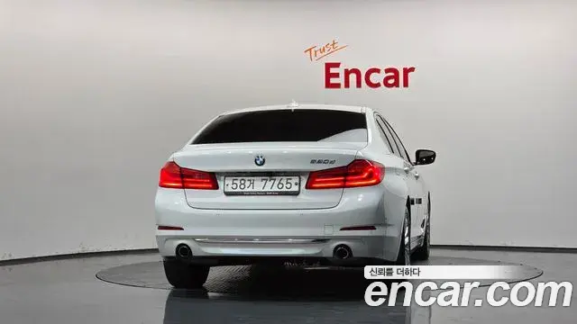 BMW 5 Series 2018 — Photo 3/20