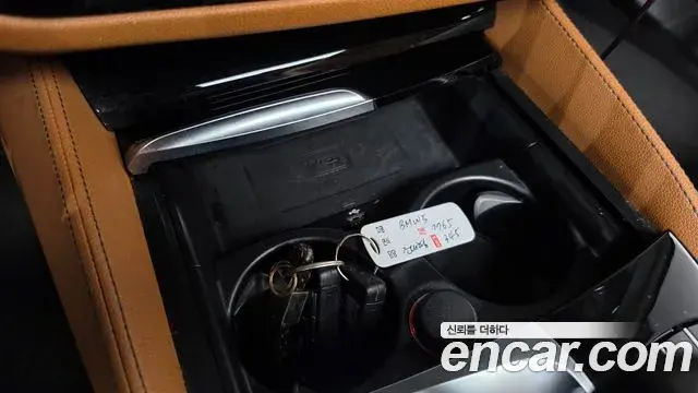 BMW 5 Series 2018 — Photo 15/20