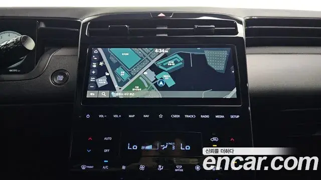 Hyundai Tucson Hybrid 2022 — Photo 18/36