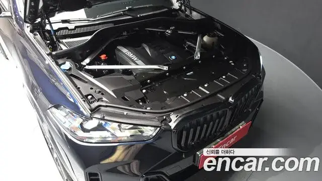 BMW X5 2025 — Photo 6/20