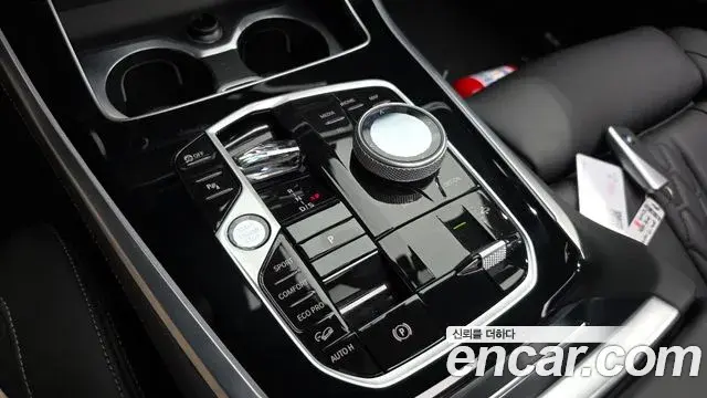 BMW X5 2025 — Photo 9/20