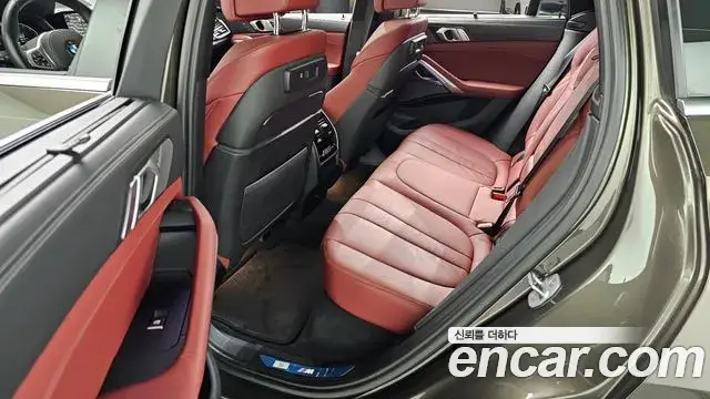 BMW X6 2020 — Photo 2/20