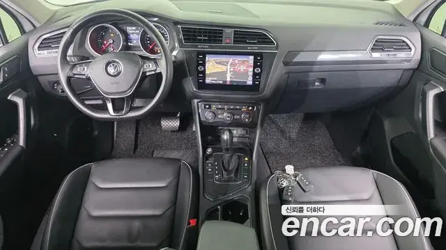 Volkswagen Tiguan 2020 — Şəkil 19/20
