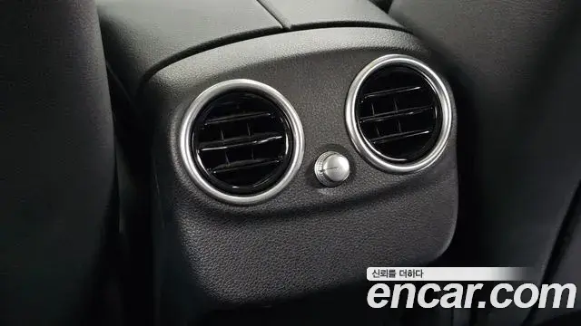 Mercedes-Benz C-Class 2020 — Фото 19/20